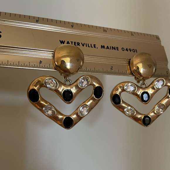Vintage Givenchy Gold Black Onyx Crystal Heart Clip On Statement Earrings - Picture 3 of 17